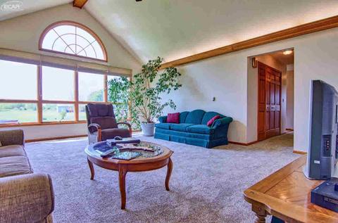 10182 E Richfield Rd, Davison, MI 48423 photo 7