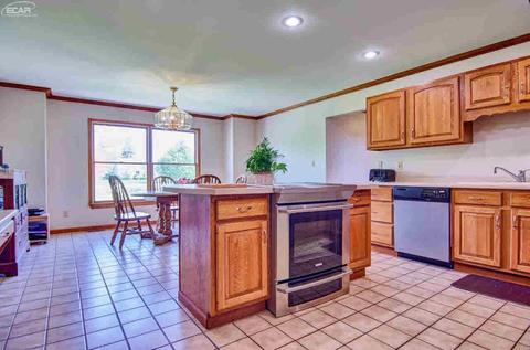 10182 E Richfield Rd, Davison, MI 48423 photo 26