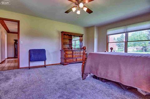 10182 E Richfield Rd, Davison, MI 48423 photo 16