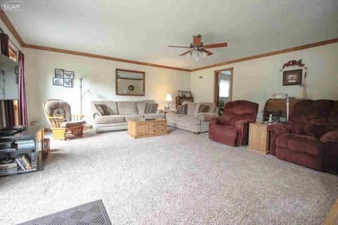 409 E Hill St, Davison, MI 48423 photo 9