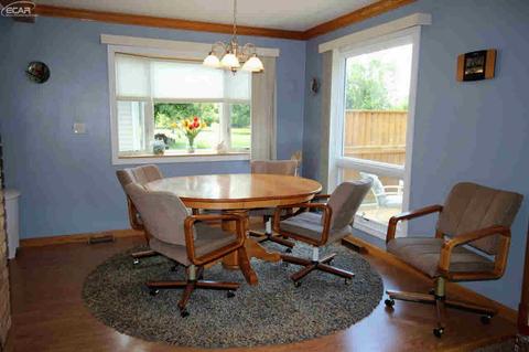 409 E Hill St, Davison, MI 48423 photo 7