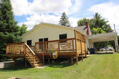 409 E Hill St, Davison, MI 48423 photo 2