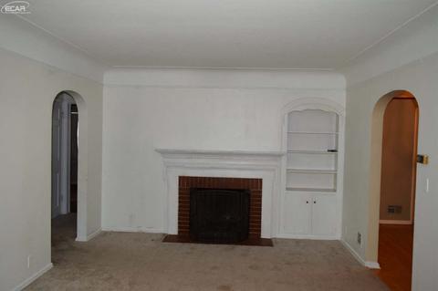 606 Commonwealth Ave, Flint, MI 48503 photo 2