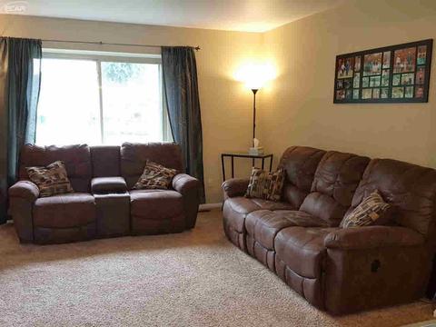 6395 Mckenzie Dr, Flint, MI 48507 photo 9