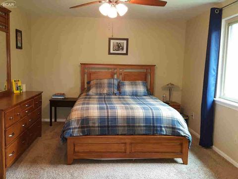 6395 Mckenzie Dr, Flint, MI 48507 photo 20