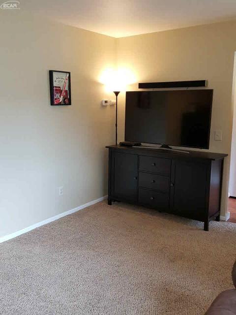 6395 Mckenzie Dr, Flint, MI 48507 photo 12