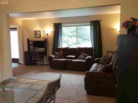 6395 Mckenzie Dr, Flint, MI 48507 photo 8