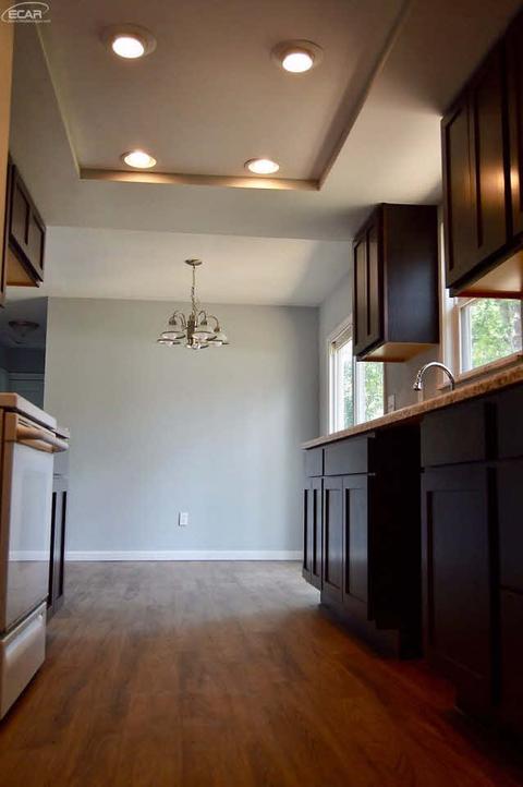 4444 Sheldon Ln, Flint, MI 48507 photo 4
