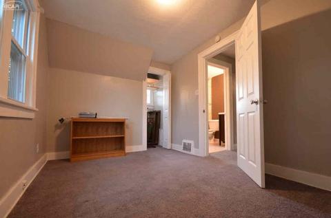 1501 Stocker Ave, Flint, MI 48503 photo 14