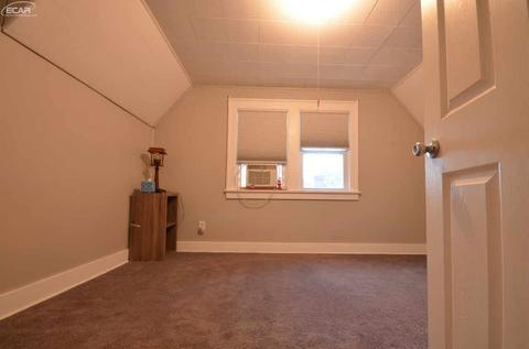 1501 Stocker Ave, Flint, MI 48503 photo 16