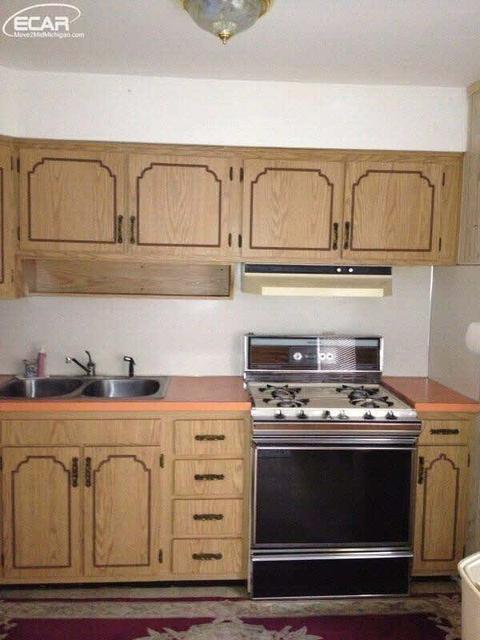 1362 E Downey Ave, Flint, MI 48505 photo 4