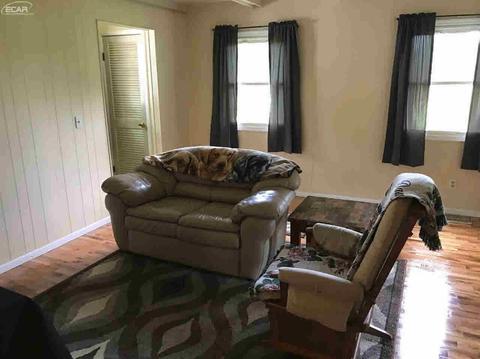 7082 Hickory St, Flushing, MI 48433 photo 17
