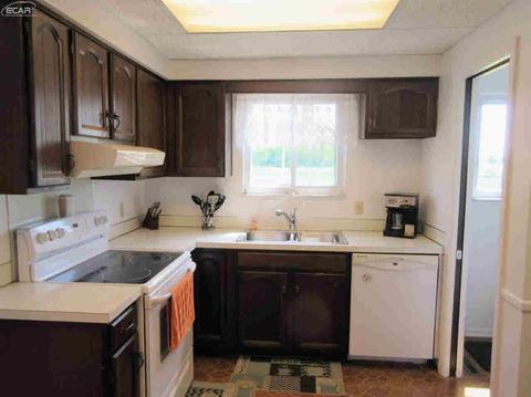 5286 Dillon Rd, Flushing, MI 48433 photo 13