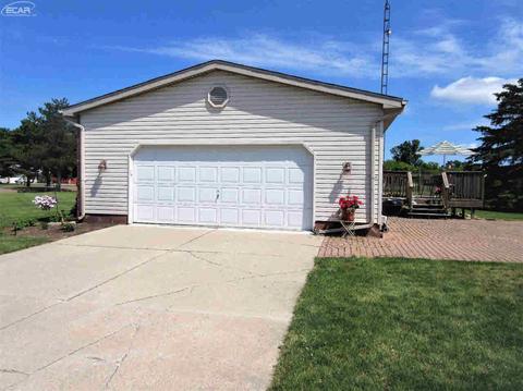 5286 Dillon Rd, Flushing, MI 48433 photo 4
