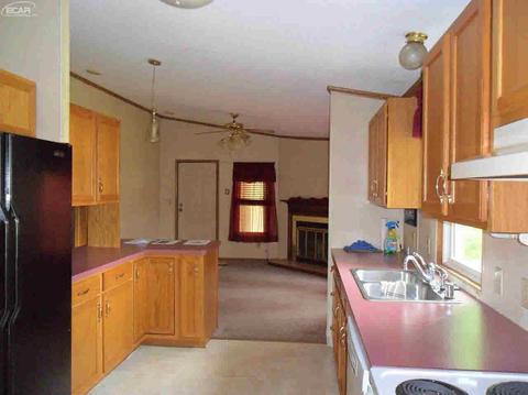 4304 Pheasant Dr, Flint, MI 48506 photo 8