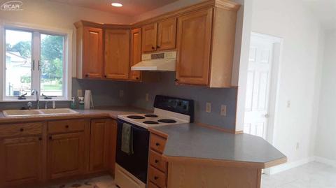 1258 N Morrish Rd, Flint, MI 48532 photo 5