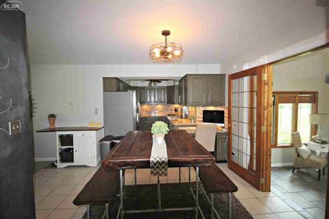 9355 Beecher Rd, Flushing, MI 48433 photo 15