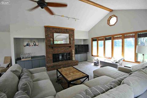 9355 Beecher Rd, Flushing, MI 48433 photo 22