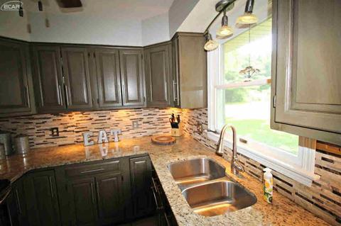 9355 Beecher Rd, Flushing, MI 48433 photo 17