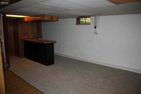1019 Cora Dr, Flint, MI 48532 photo 16