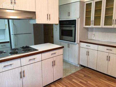 2548 Thomas St, Flint, MI 48504 photo 5