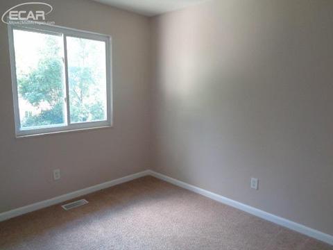 324 Beach St, Mount Morris, MI 48458 photo 8