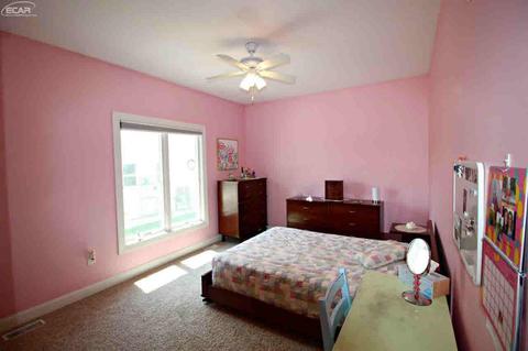 9310 Maple St, New Lothrop, MI 48460 photo 22