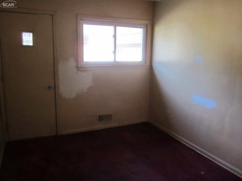 5319 Fleming Rd, Flint, MI 48504 photo 8