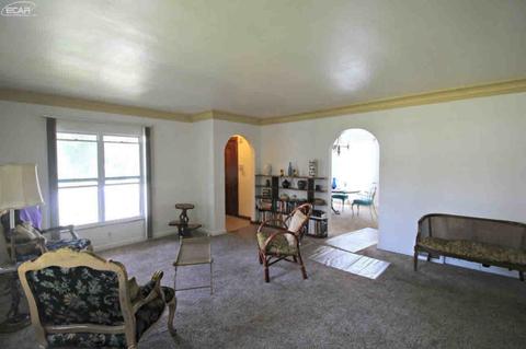 1933 Copeman Blvd, Flint, MI 48504 photo 3