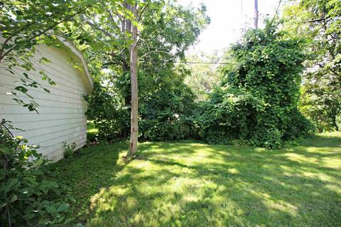 1933 Copeman Blvd, Flint, MI 48504 photo 11
