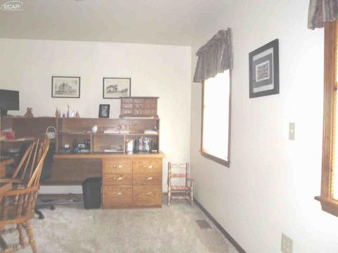 10414 E Bristol Rd, Davison, MI 48423 photo 5