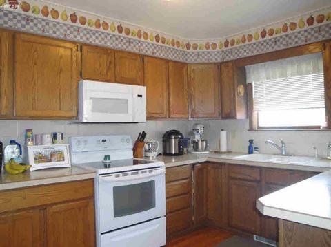 10414 E Bristol Rd, Davison, MI 48423 photo 2