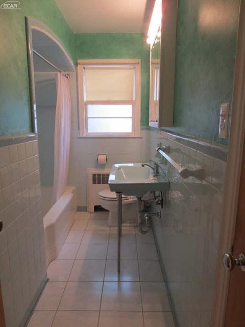 2402 E 2nd St, Flint, MI 48503 photo 13