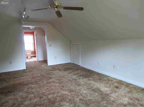 2402 E 2nd St, Flint, MI 48503 photo 18
