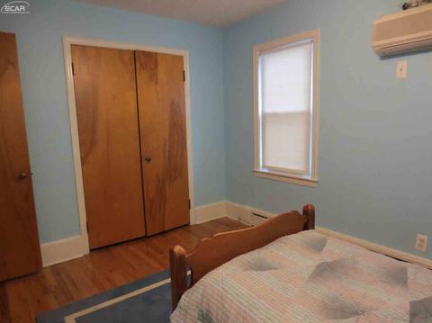 2402 E 2nd St, Flint, MI 48503 photo 15