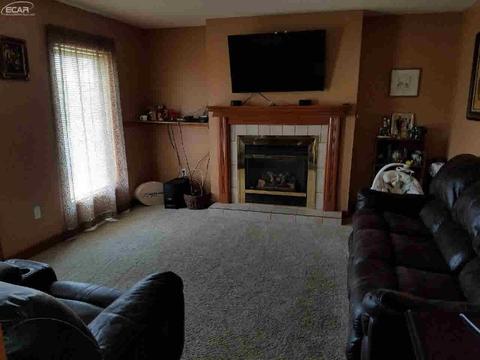 7475 E Richfield Rd, Other, MI 48423 photo 2