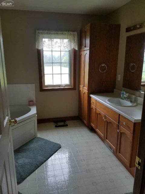 7475 E Richfield Rd, Other, MI 48423 photo 4
