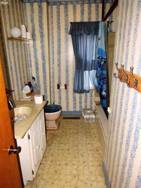 1221 Ingleside Ave, Flint, MI 48507 photo 3