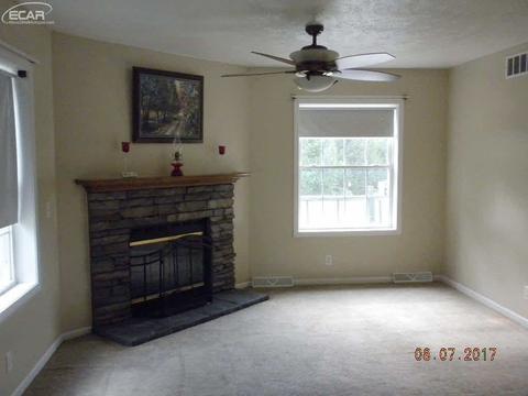 6245 Maple Rd, Vassar, MI 48768 photo 4