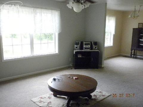 6245 Maple Rd, Vassar, MI 48768 photo 6