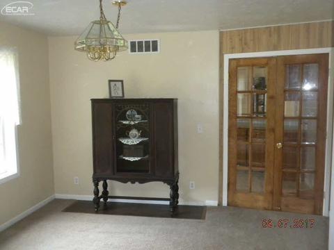 6245 Maple Rd, Vassar, MI 48768 photo 5
