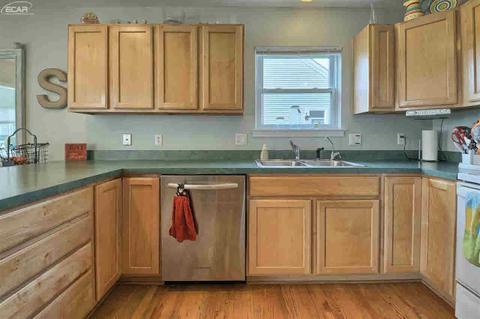 2132 Lochnayne Ln, Davison, MI 48423 photo 24