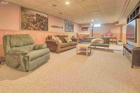 2132 Lochnayne Ln, Davison, MI 48423 photo 42