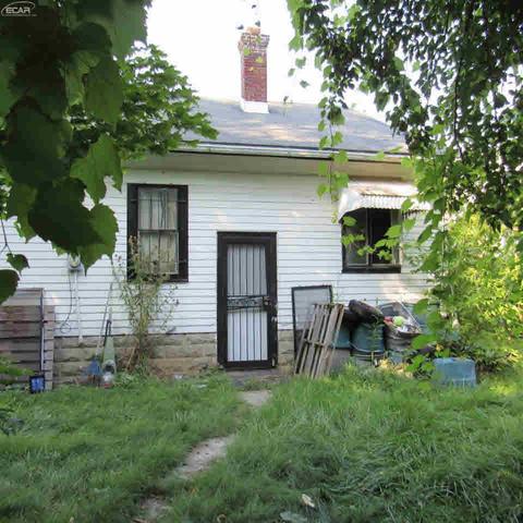 2407 Begole St, Flint, MI 48504 photo 5