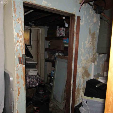 2407 Begole St, Flint, MI 48504 photo 24