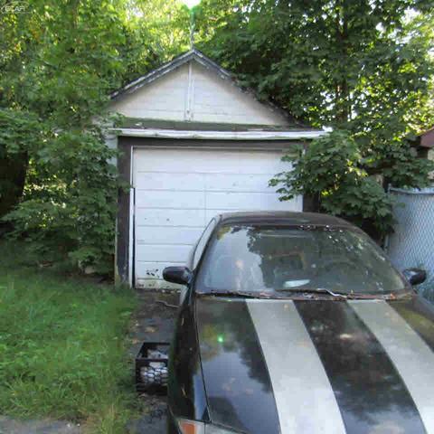 2407 Begole St, Flint, MI 48504 photo 3