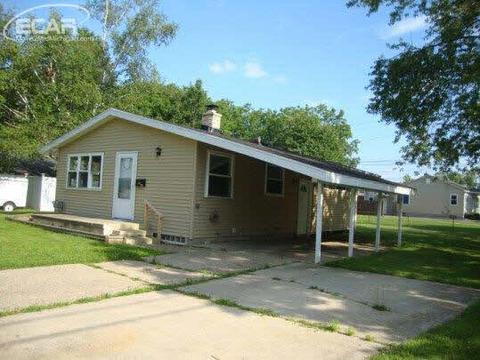 802 Thomas St, Flushing, MI 48433 photo 2