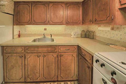 2084 W Maple Ave, Flint, MI 48507 photo 26