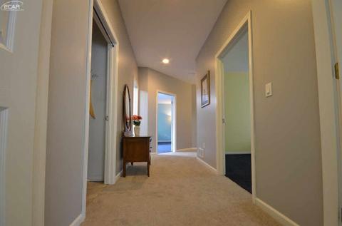 1381 Edgewater Dr, Fenton, MI 48430 photo 25