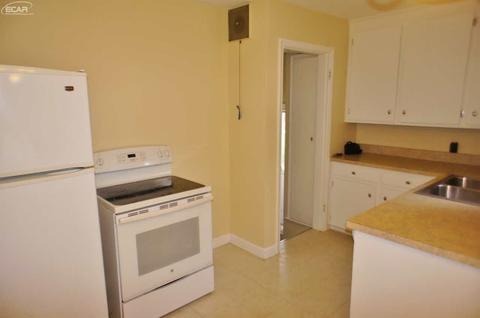2012 Tuscola Ave, Flint, MI 48503 photo 4